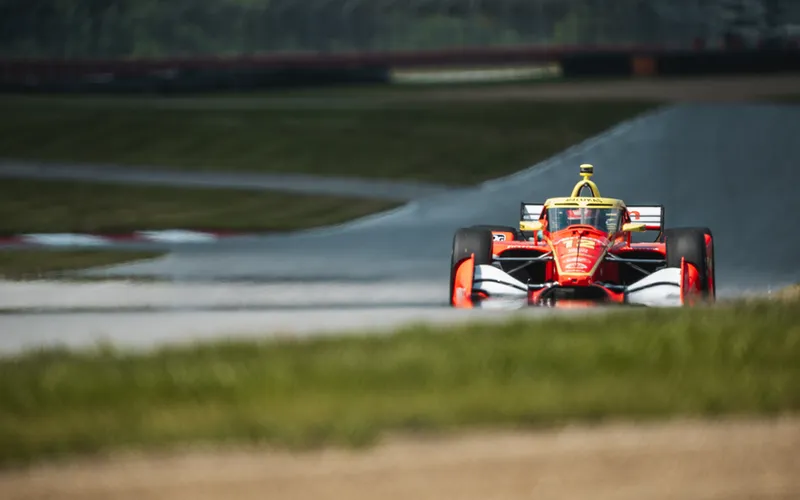 Mid-Ohio Friday conversations: beating the heat, silly season and the title fight