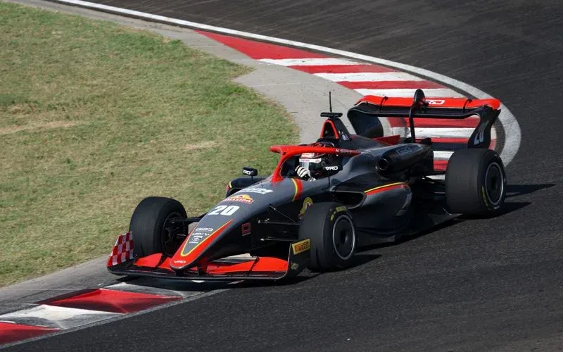 Bedrin tops action-packed GB3 FP1 at the Hungaroring