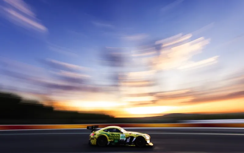 No.48 Mercedes leads with 6 hours to go, being chased by AF Corse Ferrari and a pair of Porsches