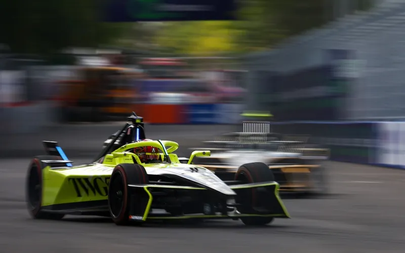 Dennis takes pole after all-Andretti final in Sanya E-Prix qualifying