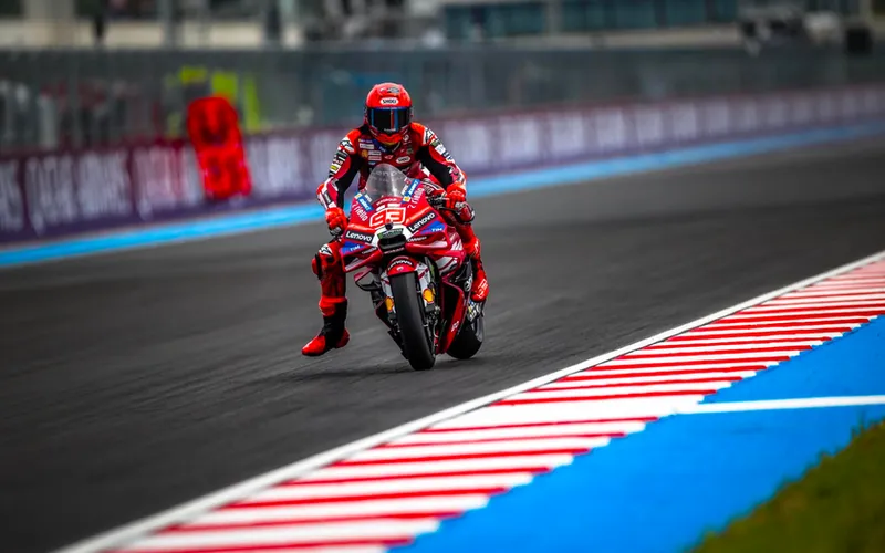 Marc Márquez is back to winning ways as he takes the victory at the Balaton Park