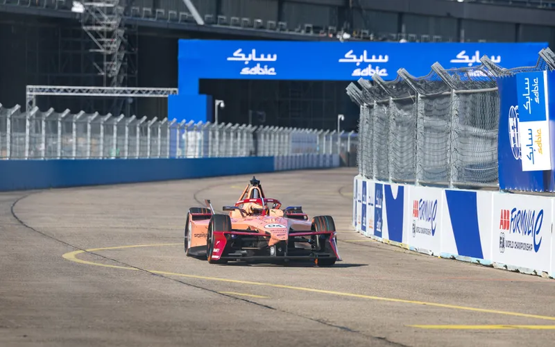 Wehrlein ekes out home pole position for Porsche in Berlin E-Prix