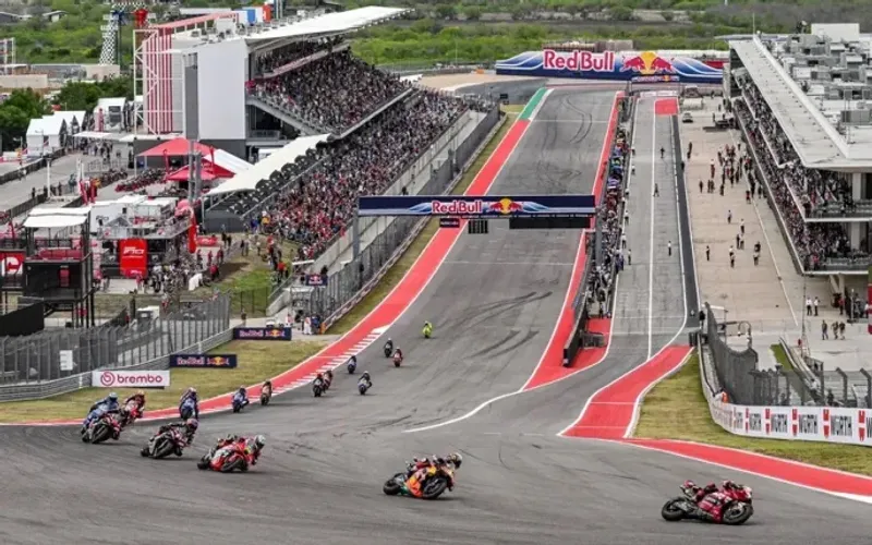Bezzecchi makes history by winning five in a row, leading every lap during each Grand Prix