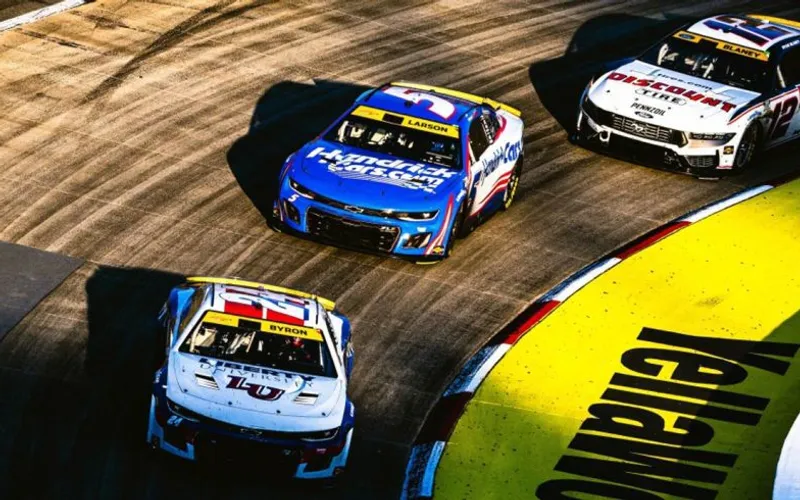 NASCAR Preview: Fall Martinsville Race Weekend