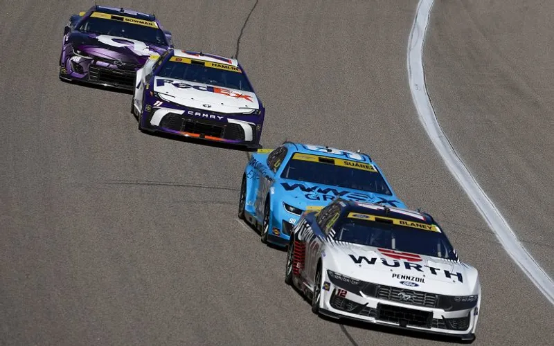 NASCAR Preview: Kansas Fall Race Weekend