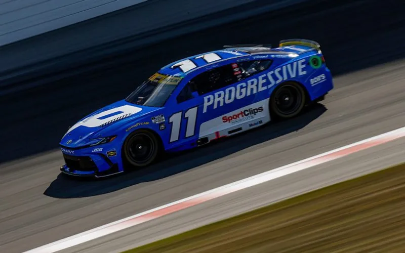 Cup Series: Hamlin controls Gateway, locks into Round of 12 with victory